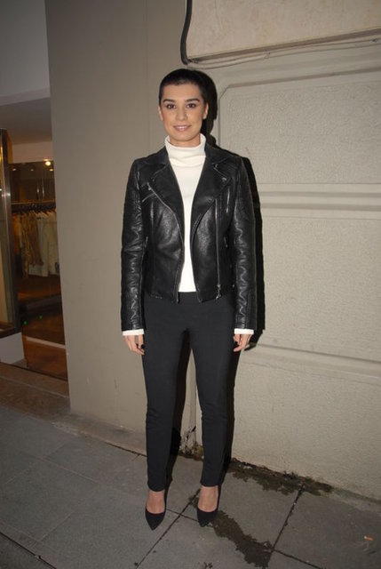 'O gece oradaydım ama olaya şahit olmadım' diyen Kıratlı, 'Neden ve nasıl olduğuna dair hiç bir fikrim yok. Benimle alakalı olduğunu düşünmüyorum ama benim dışımda benimle alakalı bir şey geliştiyse aralarında onu da bilemem tabiki' şeklinde konuştu.