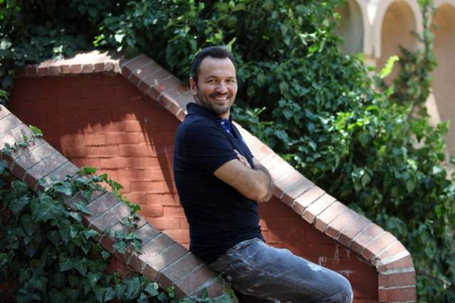 Öztürk'ün boşanma kararının arkasında Ali Sunal'la yaşadığı yasak aşk olduğu iddia edilmişti...