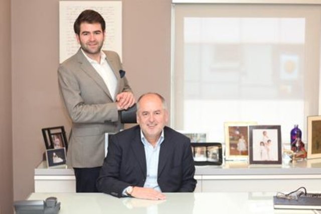 Buğra'nın meseleleri beni ilgilendirmiyor. Umarım Allah doğru yolu ona gösterir. Başka bir hanımefendinin arkasından konuşmak benim ahlaki değerlerine aykırıdır.