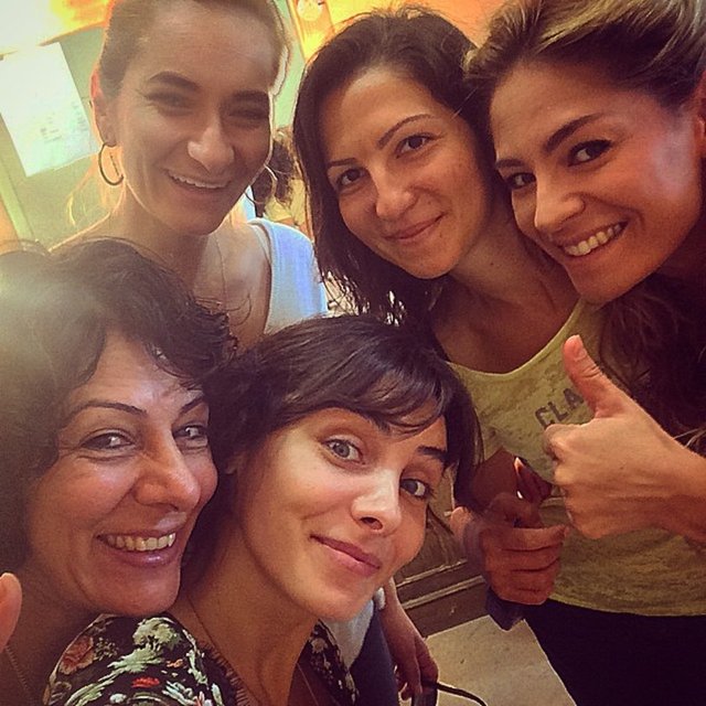 NUR FETTAHOĞLU  - Kıskananlar çatlasın -