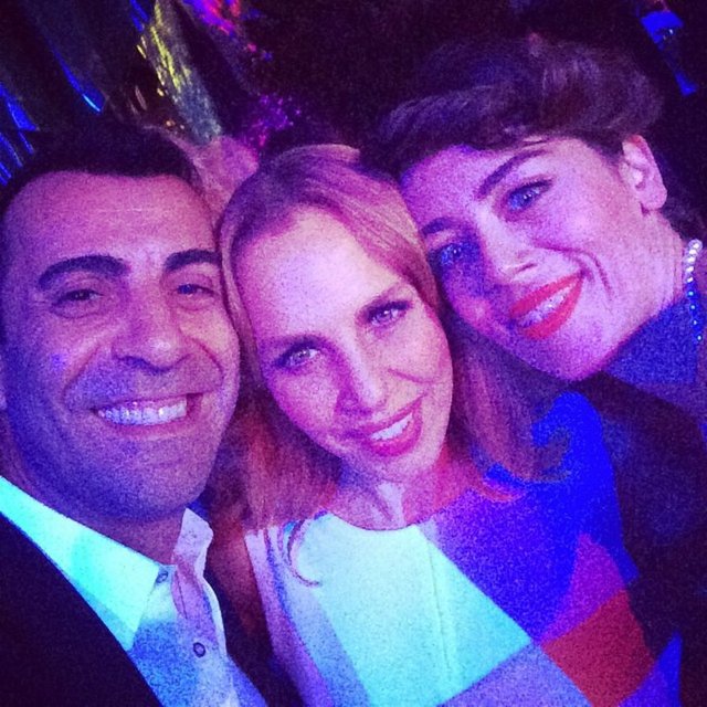 EMRE KARAYEL  - Mevlam muradıma erdirdi