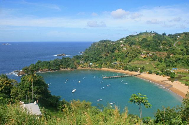TRINIDAD & TOBAGO - Milli Gelir(milyon dolar): 27.703 - Kişibaşı Milli Gelir (dolar): 20.610 - Enflasyon (%): 5.2 - İşsizlik (%): 5 - Cari Açık/Milli Gelir (%): 10.18