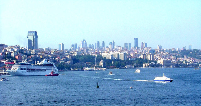 TÜRKİYE - Milli Gelir(milyon dolar): 820.012 - Kişibaşı Milli Gelir (dolar): 10.782 - Enflasyon (%): 7.4 - İşsizlik (%): 10 - Cari Açık/Milli Gelir (%): -7.92