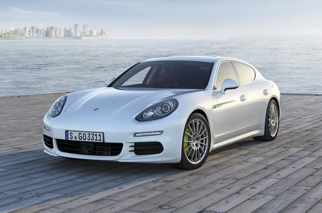 Porsche: Şirket, ünlü Volkswagen'in 'Kaplumbağa' modelini tasarlayan mühendis Ferdinand Porsche'nin oğlu Ferry Porsche tarafından kurulmuştur.
