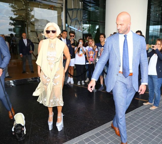 LADY GAGA