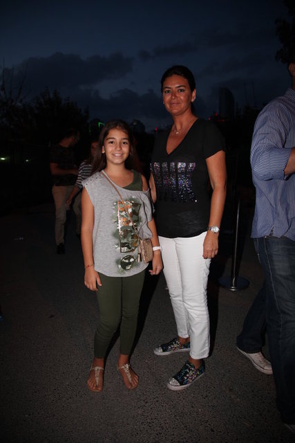 ŞEBNEM ARSLAN 