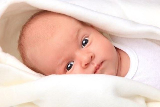 Bebeklerin uyku ve beslenme düzenleri bu aylardan sonra daha fazla belirgin ve tahmin edilebilir hale gelir.