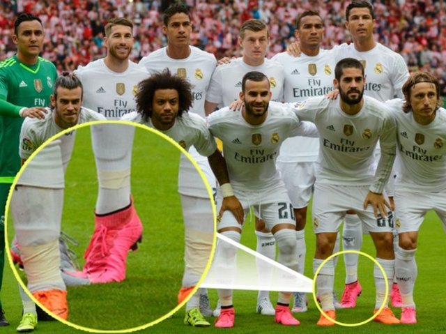 Ronaldo, Gijon maçı seremoni'sinde de uzun gözükme ritüelini sürdürdü..