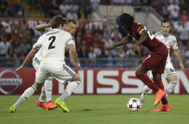 Şampiyonlar Ligi E Grubu maçında milli oyuncumuz Salih Uçan'ın ilk 18'de yer almadığı karşılaşmada Roma sahasında CSKA Moskova'yı konuk etti.