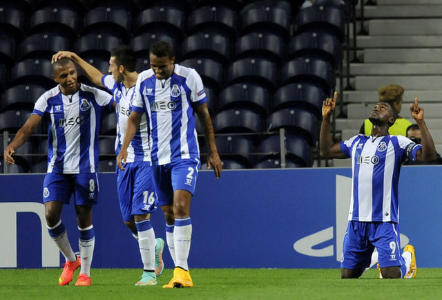 61. dakikada Porto'da Yacine Brahimi hat-trick yaparak skoru 4-0'a getirdi.