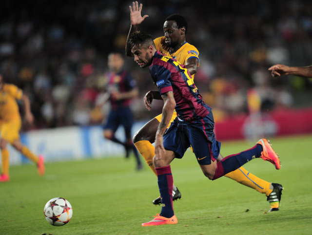 Ancak Barcelona karşısında takım halinde iyi savunma yapan bir takım buldu.