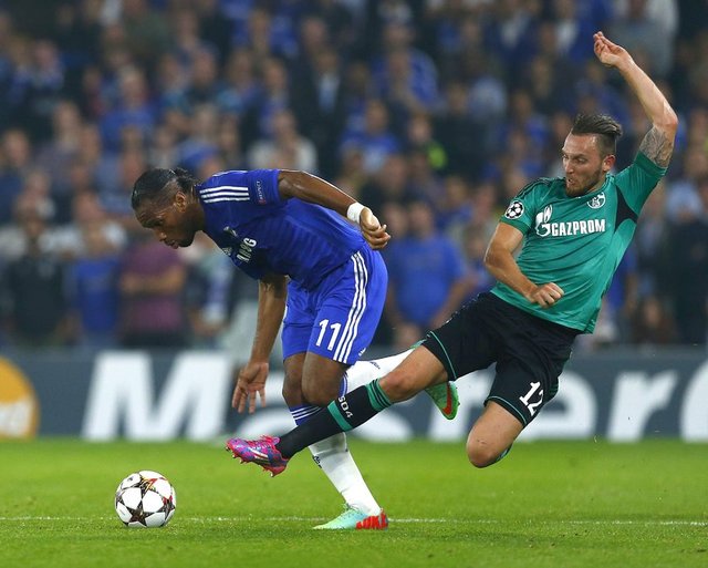 Geçtiğimiz sezon Galatasaray forması giyen Didier Drogba'da sahaya ilk 11'de çıktı.