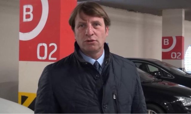 Çilingiroğlu "Türk kadınla evlenmeyeceğime yemin ettim. Bundan sonra evlenirsem bu yabancı bir kadın olur..."  dedi.