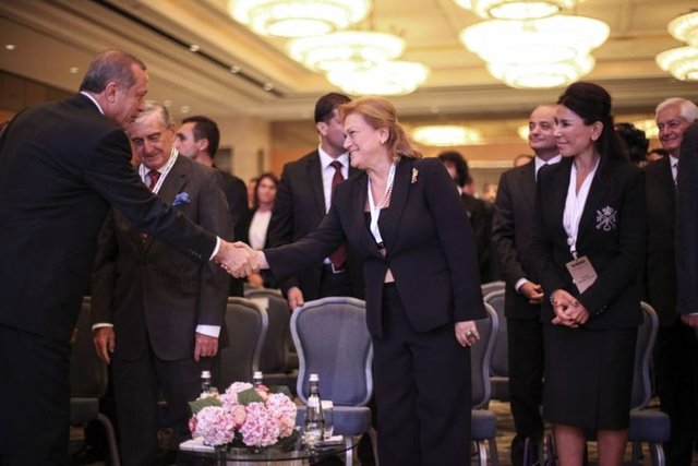RECEP TAYYİP ERDOĞAN, GÜLER SABANCI