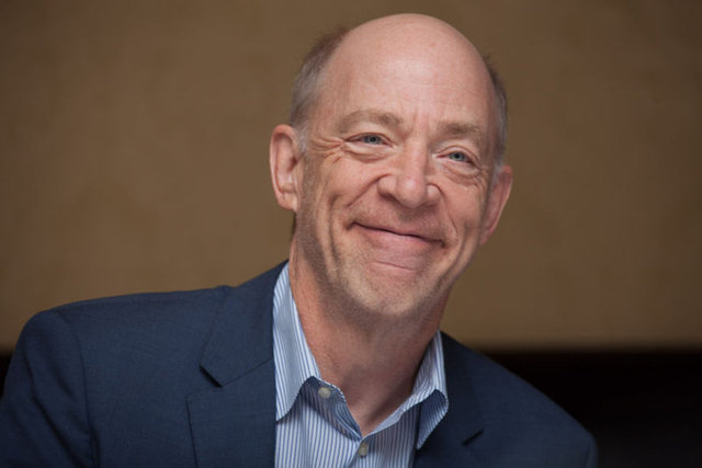En İyi Yardımcı Erkek Oyuncu: -  - J.K. Simmons ("Whiplash") - Mark Ruffalo ("Foxcatcher") - Robert Duvall ("Yargıç") - Channing Tatum ("Foxcatcher") (uzak ihtimal)