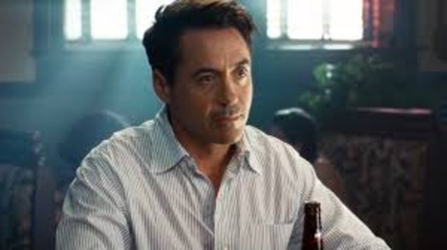 'En İyi Film Oscar'ı'na ne kadar yakın?: Festivale Robert Downey Jr.'ın yaratacağı açılış gecesi ışıltısı için alındı. Warner Bros. Paul Thomas Anderson'ın "Inherent Vice"ına yüklenmiş durumda. O olmazsa da "American Sniper"ı kolluyor.
