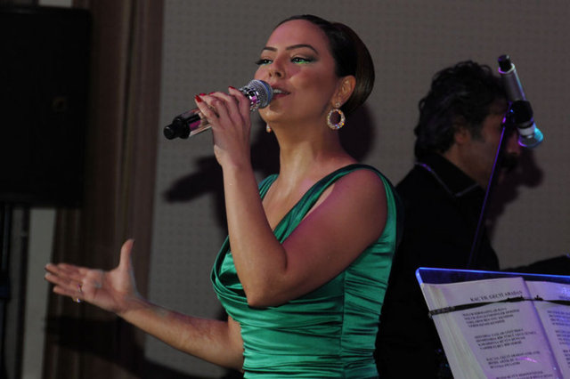 Gündeş cephesi, 1,5 milyon TL'lik alışveriş karşılığı biriken bu hediye paranın gerçek olmadığını söylemişti.