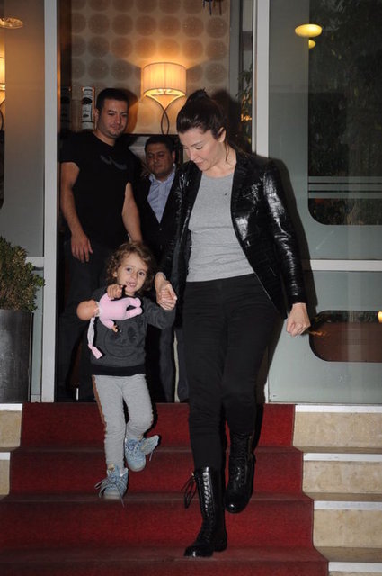 Ayşe'nin uyumlu, sakin, huzurlu, sıkıntı çıkarmayan, kendi kendine yetmesini bilen bir çocuğa dönüşmesinde bunun çok büyük etkisi olduğuna kesinlikle inanıyorum.