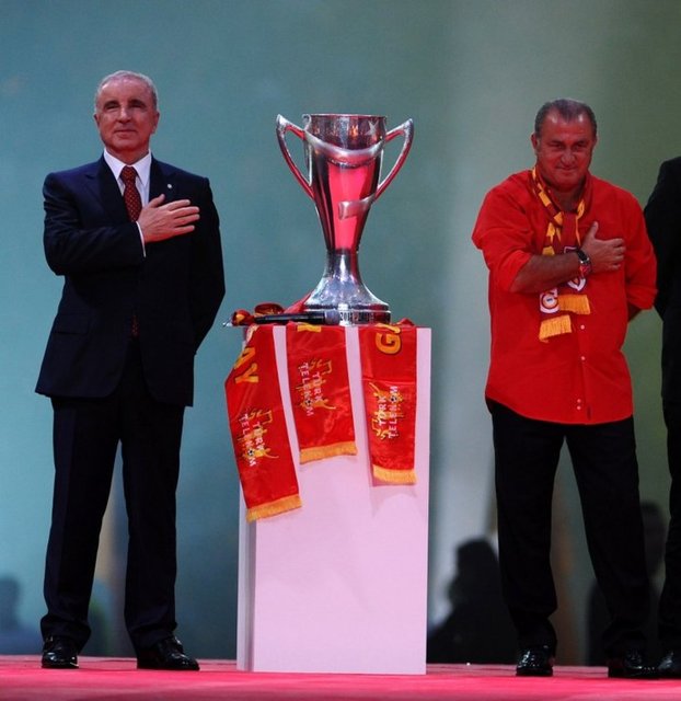 Terim'li Galatasaray 3 yıl aradan sonra, yeniden şampiyonluk sevinci yaşadı. Sarı kırmızılılar bir sonraki yıl, yani 2012-13 sezonunu da şampiyon tamamlayarak 19'uncu zaferini elde etti.  -