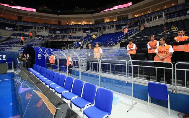 Basketbol Ligi Play-Off Final serisinde Fenerbahçe ile yarışan sarı kırmızılılar şampiyonluğu belirleyecek serinin son maçına çıkmadı.  -