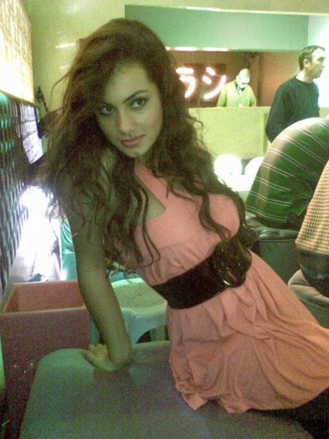 Nur Bozar'ın Instagram pozları