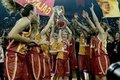 Bununla da yetinmeyen Galatasaraylı kadın basketbolcular, Kadınlar Basketbol Ligi final serisinde Fenerbahçe'yi 3-2 ile geride bırakıp 13 sezonluk şampiyonluk hasretine son verdi. 