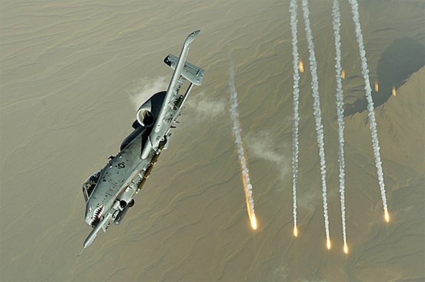 <p>Pentagon yetkilisi, Georgia eyaletinde bulunan Moody Askeri Hava Üssü'nden havalanan 12 adet A-10 Thunderbolt II tipi uçağın, dün İncirlik Üssü'ne indiğini belirtti.</p>
