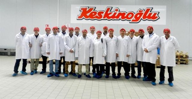 Firma adı:Keskinoğlu Tavukçuluk - İli:Manisa - Ciro (TL):958.872.832 - Sektör:Gıda