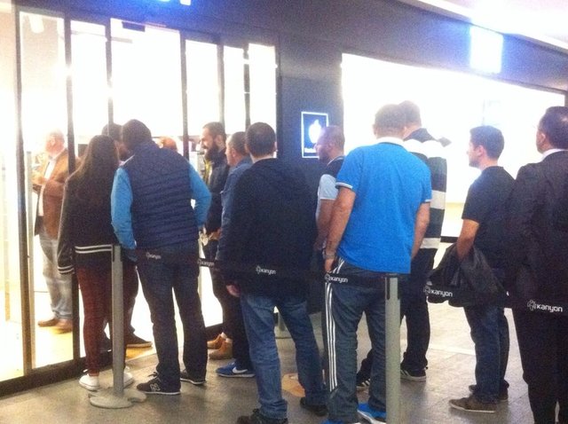 iPhone 6 (16 GB): 2 bin 349 TL