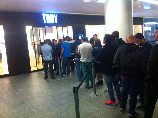 iPhone 6 Plus (16 GB): 2 bin 649 TL