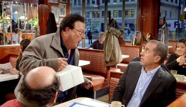 Seinfeld - The New York Times: Dizinin ilk bölümünün bazı kısımları çok zekice işlenmiş.