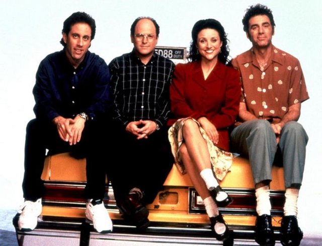 Seinfeld - Dizi, 9 sezon boyunca en çok izlenen show'lardan biri olmuş ve CNBC-e'de de yayınlanmıştı