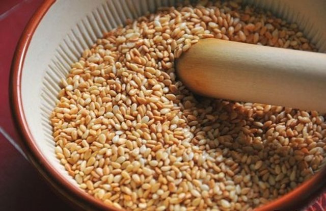 Göğsü yumuşatarak nefes darlığı ve bronşite iyi gelir.