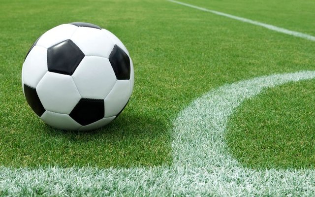 O günden bu yana futbol maçlarında kullanılan top o şekilde kaldı.  -