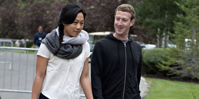 Mark Zuckerberg - Priscilla Chan  - SERVETİ: 38.5 milyar dolar -