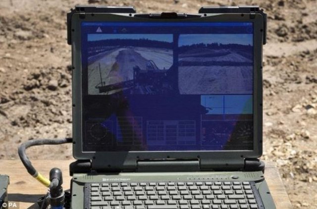 Saatte 300 ton toprak-kaya kazabilen aracın en büyük özelliği ise...