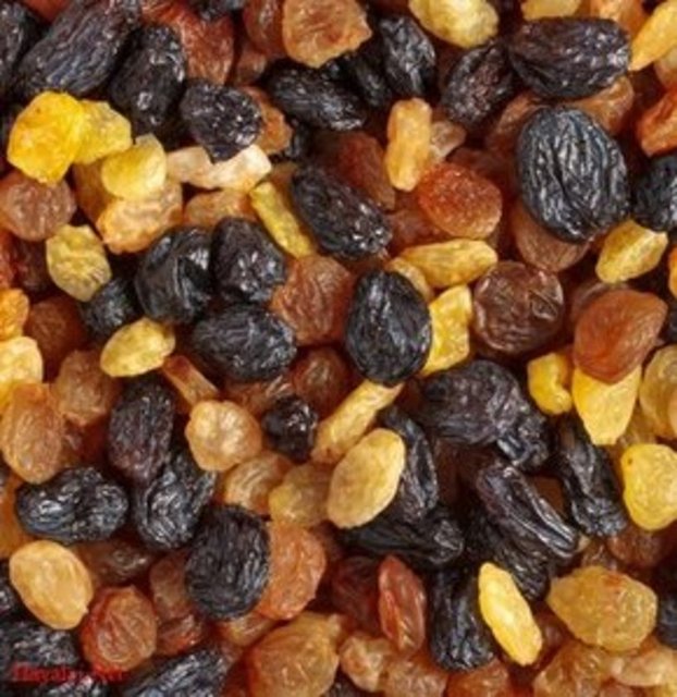 Kuru üzüm, açlığı engeller ve düşük kalorilidir. Her gün bir bardak kuru üzüm ve ceviz karışımı tüketmeniz, kilo kaybı sağlayacaktır.