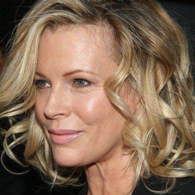 Kim Basinger - 51