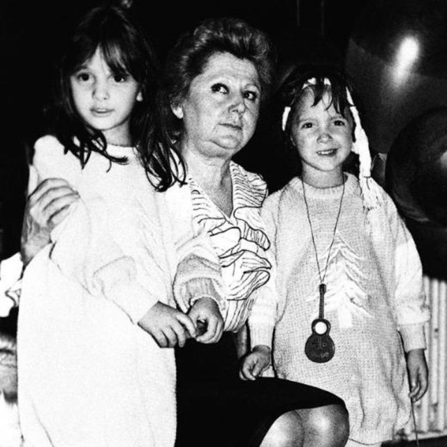 ZEYNEP ÖZYILMAZEL - Benim için bayram demek. İyi bayramlar  -