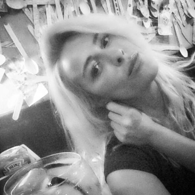 HELİN AVŞAR - İyi bayramlar