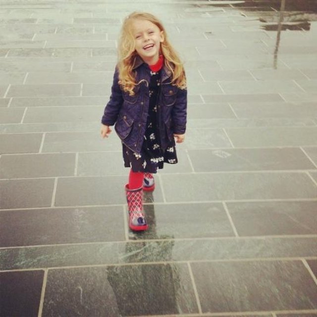 TUBA ÜNSAL - Şimdiden iyi bayramlar herkese