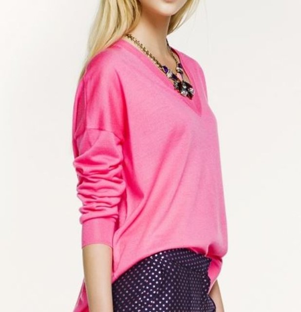 İpekyol V yakalı minimal bluz: 159TL -