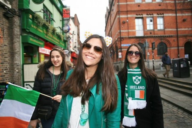 İRLANDA  KATILIMCI SAYISI: 9  TOPLANAN PARA: 349 DOLAR