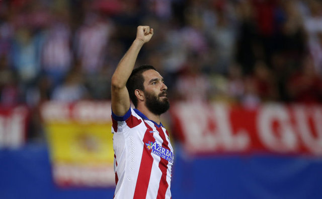 Sport gazetesi, "Arda ve Simone maçı iyi okuyan efektif iki kişi" başlığını kullandı. Gazete, Juventus defansının kilidini açmayı başaran Türk futbolcunun Atletico de Madrid'in hayatı maçlarında ortaya çıkarak takımını ipten almaya başladığını belirtti