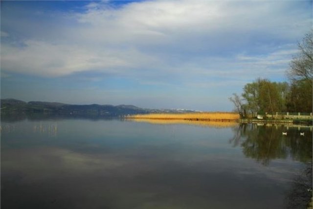 Sapanca - Fotoğraf çekmek isteyenler için uygun yerlerin olduğu Sapanca'da 500 yıllık bir değirmende bulunuyor.