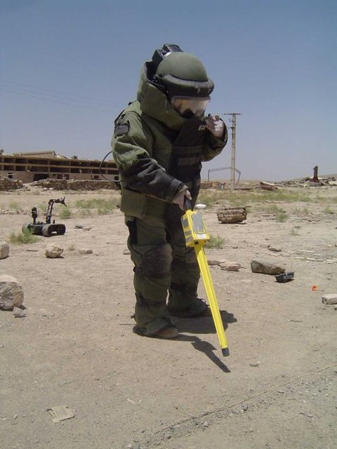 bünyesinde emekli subay ve astsubaylar faaliyet gösteriyor. Ankara merkezli 'Akademi Sancak' isimli şirket özellikle Ortadoğu ve Afrika ülkeleriyle Türk cumhuriyetlerinde faaliyet gösteriyor.