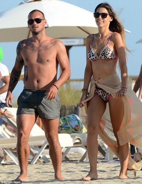 Ünlü futbolcu Wesley Sneijder'ın eşinin yokluğunu fırsat bilip Maçka'daki evlerinde sürekli parti verdiği iddia edilmişti.
