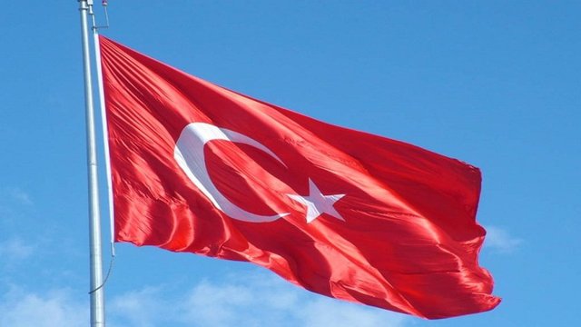Türkiye: "Egemenlik, kayıtsız şartsız Milletindir" - " Ne Mutlu Türkim Diyene" - "Yurtta sulh, cihanda sulh"