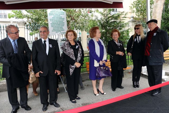 ÖZCAN SABANCI, NESLİHAN - YALÇIN SABANCI