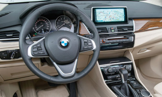 BMW'nin Türkiye Distribütörü Borusan Otomotiv, 218i Active Tourer modelini satışa sundu.